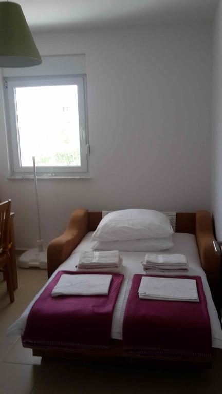 Apartment Juric โตรกีร์ ภายนอก รูปภาพ