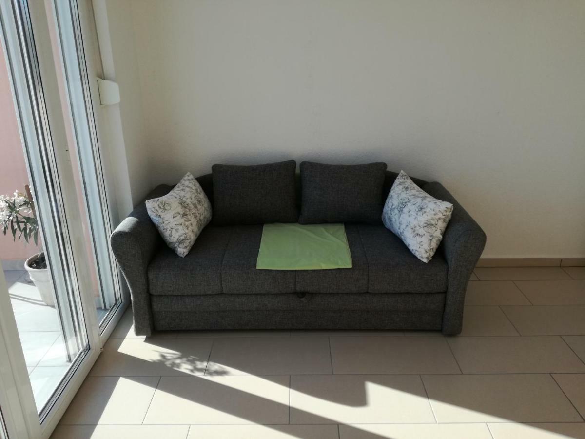 Apartment Juric โตรกีร์ ภายนอก รูปภาพ