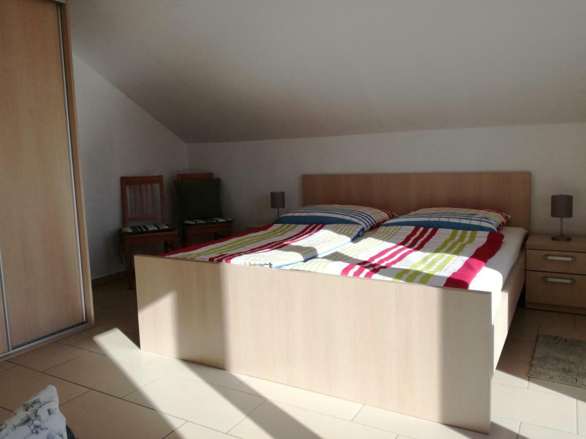 Apartment Juric โตรกีร์ ภายนอก รูปภาพ