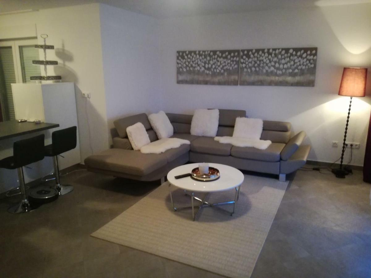 Apartment Juric โตรกีร์ ภายนอก รูปภาพ